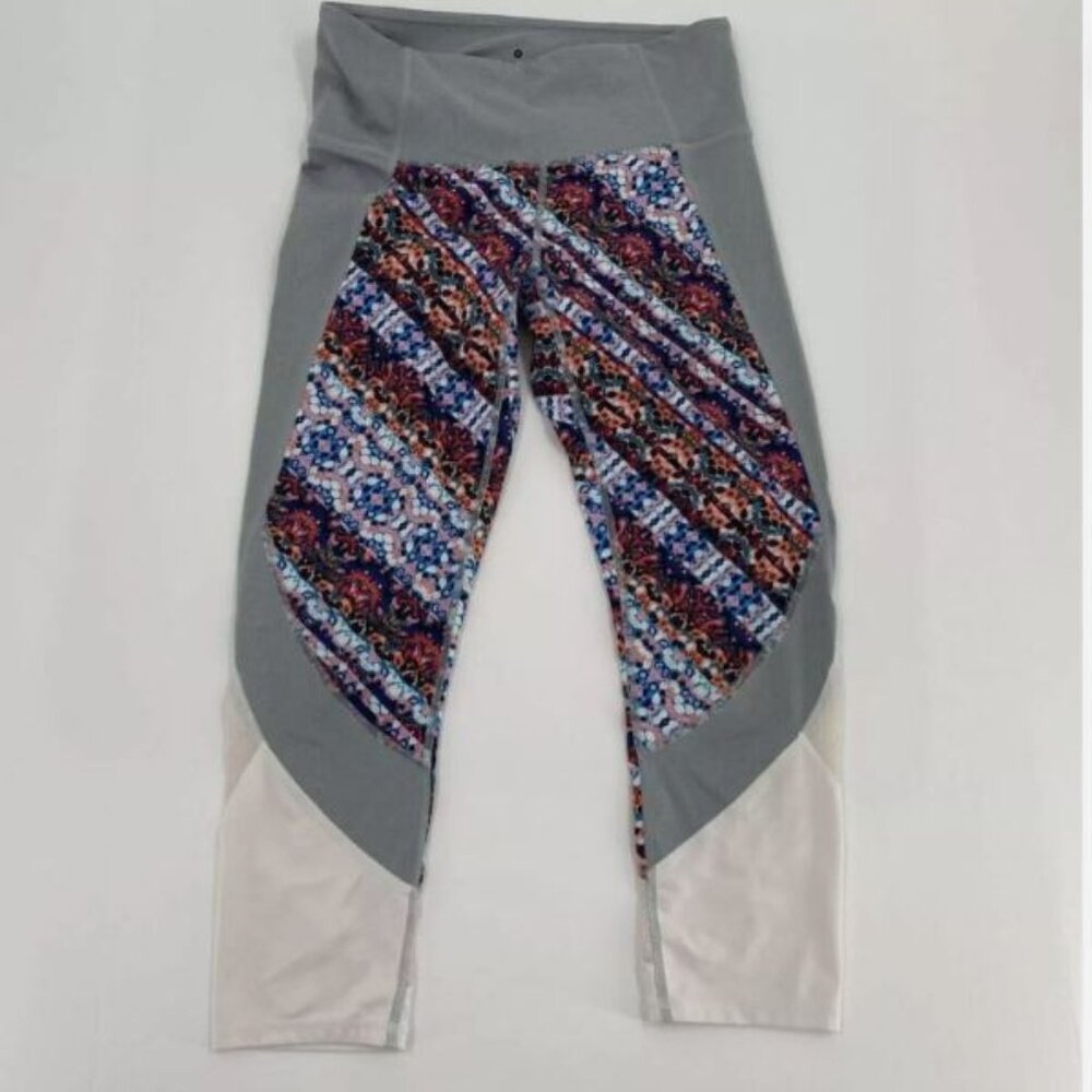 3 /$25 Athleta 3/4 fitness leggings